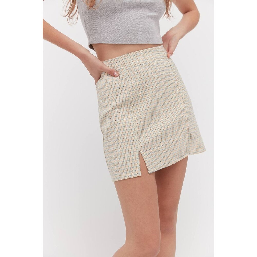 Urban Outfitters UO Cream Betty Double Notched Mini Skirt - Size L Large - Picture 1 of 6